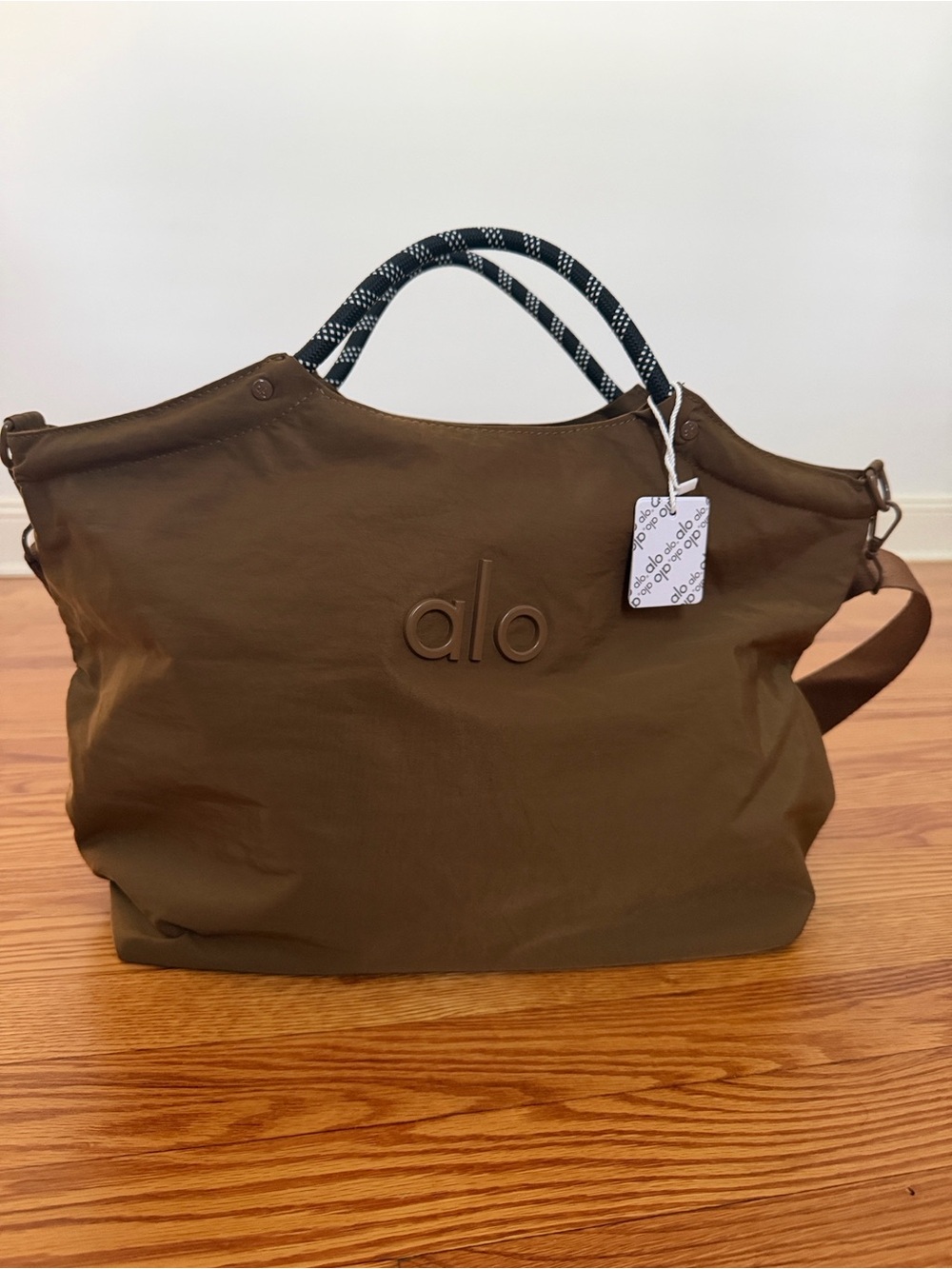 ALO Yoga Brown Tote with Contrast Rope Handles